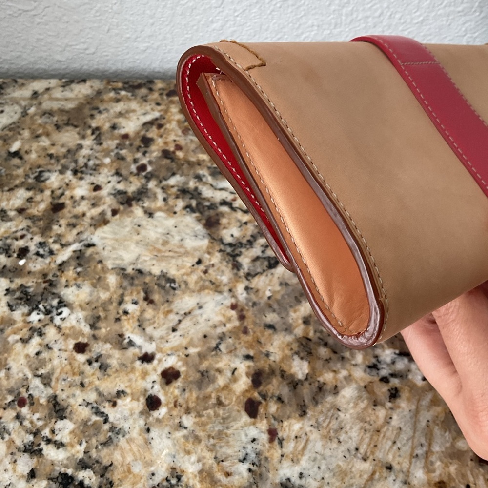 Coach Tan and Pink Clutch Vintage Wrislet - Picture 5 of 8